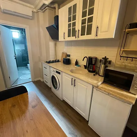 Golden Arrow Taksim 1 Appartement