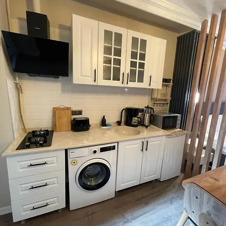 Golden Arrow Taksim 1